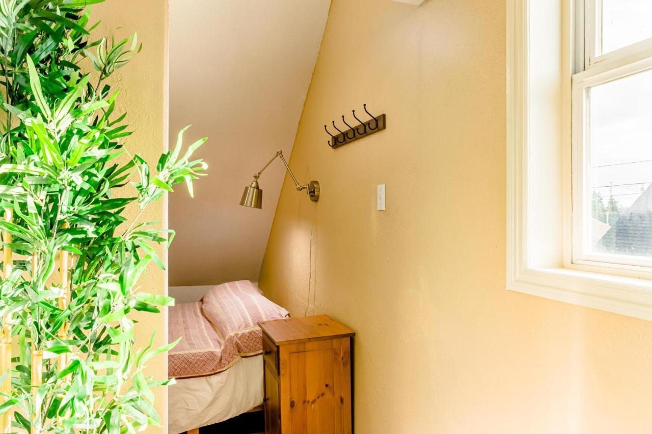 Portland Urban Lodge, Quiet, Walkable, Near Екстер'єр фото